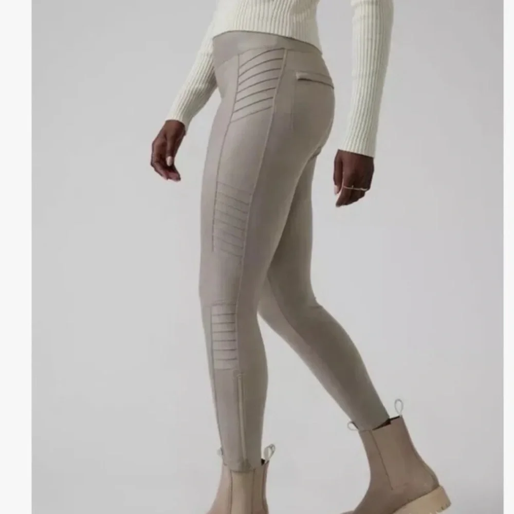 Athleta Delancey Gleam Moto Tight Leggings ribbed grey Zip ankle size XXS